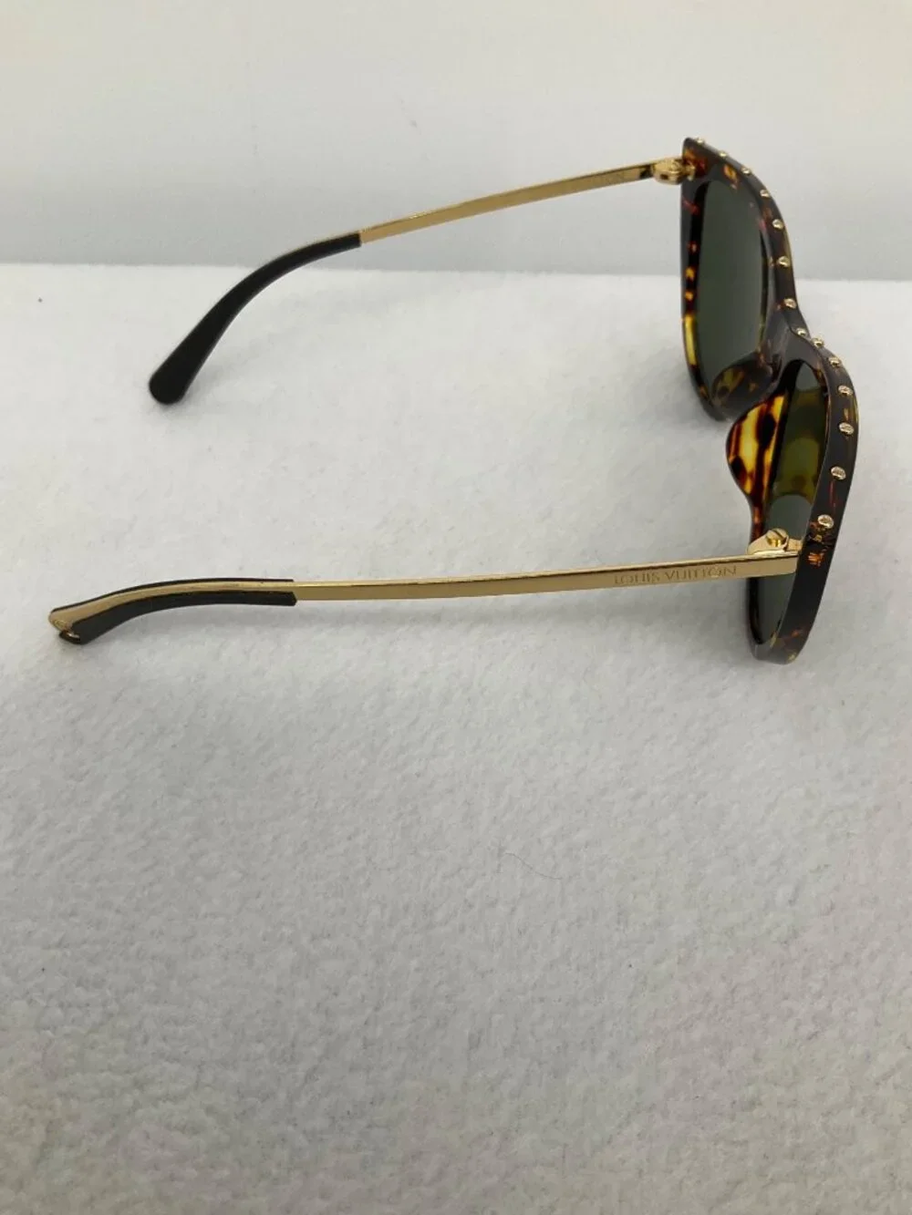 Louis Vuitton La Boum Cat-Eye Sunglasses Z1038E Noir Black studded frame